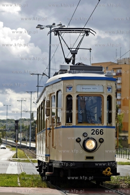 Tramwaj zabytkowy marki Bergmann z 1927 r. na linii...