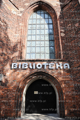 Slupsk. Wojewodzka Biblioteka Publiczna im. Marii Dabrowskiej.
06.09.2011
fot....
