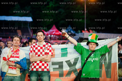 Gdansk. Fanzone - Strefa Kibica na Placu Zebran Ludowych....