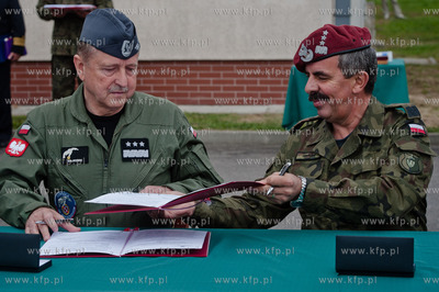 22 Baza Lotnictwa Taktycznego w Malborku. Uroczystosc...