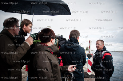 Gdansk. Nowy Port. Start samotnej wyprawy kajakowej...