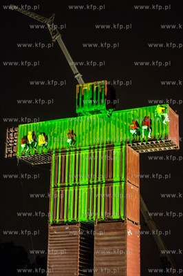 Gdansk. Plac Zebran Ludowych. XIX Miedzynarodowy Festiwal...