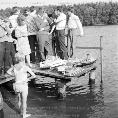 Niedziela w Skarszewach, festyn zorganizowany przez...