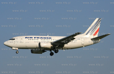 Warszawa, Okecie Nz. Boeing 737-528  linii Air France

REG.F-GJNH

21.10.2006



fot....