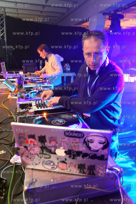 Warszawa, Centrum Kultury Koneser. Free Form Festival...