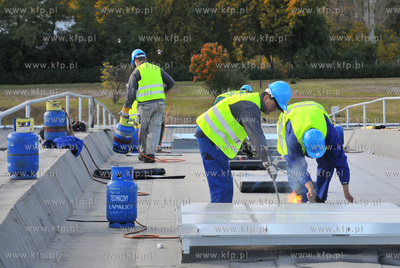 Konferencja prasowa poswiecona dobiegajacemu konca...