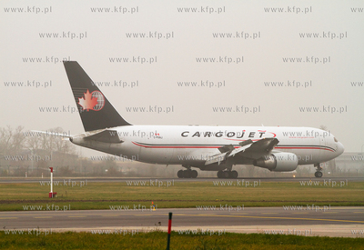 Na gdanskie lotnisko przylecial Boeing 767-200 ER Freighter...