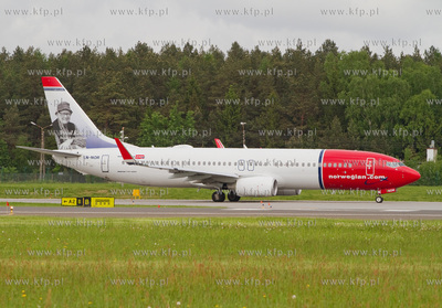 Port Lotniczy Gdansk im. Lecha Walesy. Nz. Boeing 737-800...