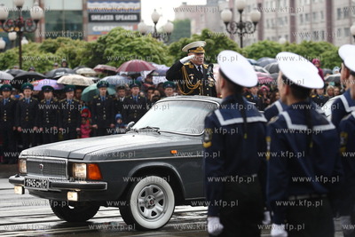 Kaliningrad , Rosja 09.05.2014 Parada na Placu Zwyciestwa...