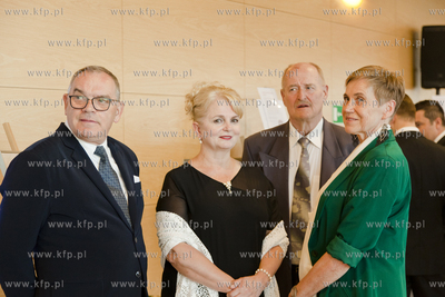 Gdansk. Amber Expo. IX  charytatywny Bal z Sercem Fundacji...