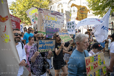 Sopot. Marsz dla zdrowia psychicznego i przejście...