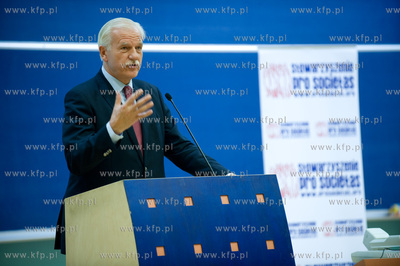 Spotkanie Andrzeja Olechowskiego ze studentami na Wydziale...