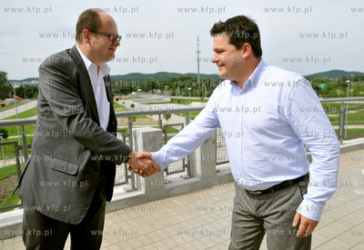 Hala sportowo - widowiskowa na granicy Gdanska i Sopotu...