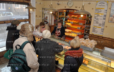 Tlusty czwartek w cukierni Paradowski w Gdansku Wrzeszczu...