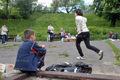 Gdanskie Dni Sasiadow.Wyprzedaz sasiedzka w Parku Bema...
