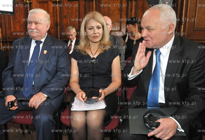 Dwor Artusa w Gdansku. Uroczystosc wreczenia Nagrody...