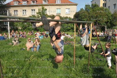Streetwaves czyli artystyczna akcja miejska w Gdansku...