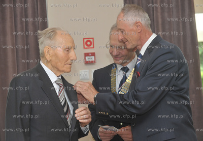 Kazimierz Piechowski legendarny uciekinier z obozu...