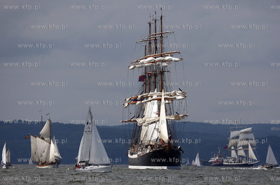 Zatoka Gdanska. Tall Ship Races. Wielka parada. Nz...