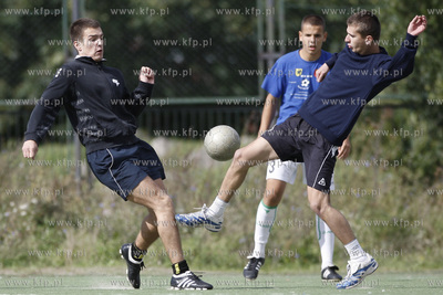 Boisko Zespolu Szkol Ogolnoksztalcacych nr 8 przy ul....