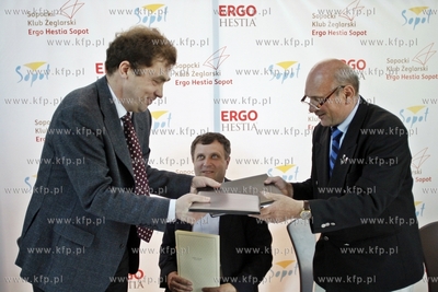 Sopocki Klub Zeglarski. Konferencja prasowa dotyczaca...