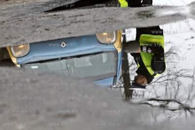 Kontrola policjantow ruchu drogowego stanu trzezwosci...