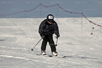 Stok narciarski w Trzepowie w okolicach Przywidza.
01.02.2014
fot....