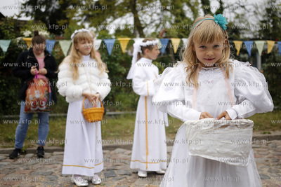 Procesja Bozego Ciala w gdanskiej dzielnicy Letnica....