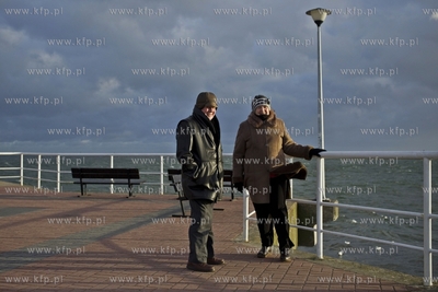 Silny wiatr w Gdańsku Brzeźnie.
27.12.2016
fot....