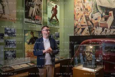 Oprowadzanie dziennikarzy po wystawie stałej MIIWŚ.
08.07.2024
fot....