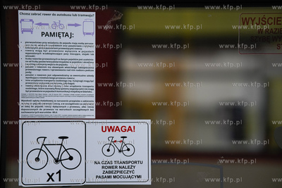Iiformacja o zasadach tramsportu rowerów w komunikaci...