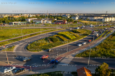 Gdańsk. Skrzyżowania al. Armii Krajowej z ul. Łostowicką....