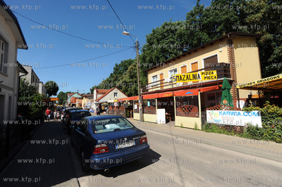 Karwia. Glowna ulica 20.08.2009fot. Wojciech Strozyk...