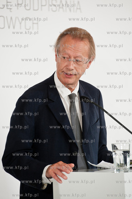 Gdansk. Dwor Artusa. Spotkanie pt Etyka solidarnosci...