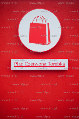 Gdansk. Osowa. Czerwona Torebka - siec pasazy handlowych...