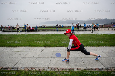 Gdynia. Skwer Kosciuszki. Start Biegu Niepodleglosci....