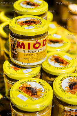 Gdansk. Oliwa. Plac przed Katedra Oliwska.X edycja...