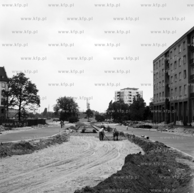 Budowa nowego torowiska tramwajowego na ul. Waly Piastowskie...