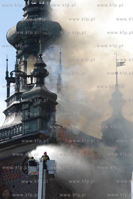 Pozar zabytkowego kosciola sw Katarzyny w Gdansku.
22.05.2006
Fot....