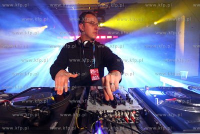 Warszawa, Centrum Kultury Koneser. Free Form Festival...