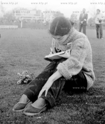 Delegacja Solidarnosci na stadionie klubu Hutnik na...