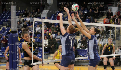 Sopot  Hala 100 lecia. Mecz play off pomiedzy siatkarkami...