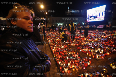 Pozegnanie pary Prezydenckiej na Krakowskim Przedmiesciu...