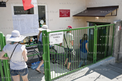 Obwodowa Komisja Wyborcza nr 96 w Gdyni. II tura wyborow...