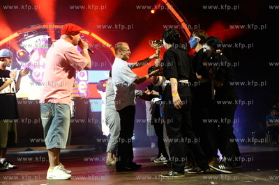 Gdansk. Plac Zebran Ludowych. Festiwal MTV Gdansk Dzwiga...