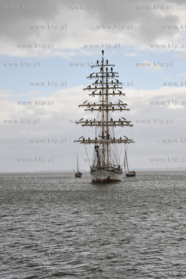 Chopin// Polska/ The Course. Gdynia swietuje zakonczenie...