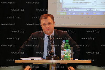 Studio Radia Gdansk. Debata kandydatow na prezydenta...