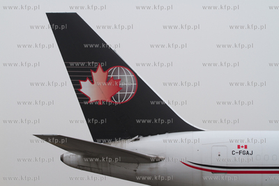 Na gdanskie lotnisko przylecial Boeing 767-200 ER Freighter...