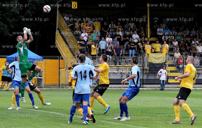 Gryf Orlex Wejherowo zremisowal 2:2 (2:2) z Jarota...