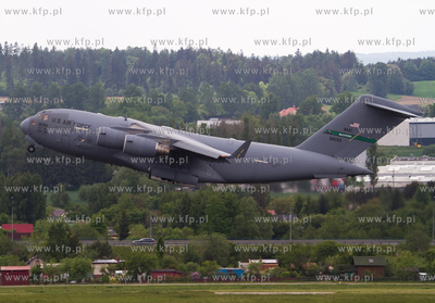 Na gdanskim lotnisku wyladowal Boeing C17 Globemaster...